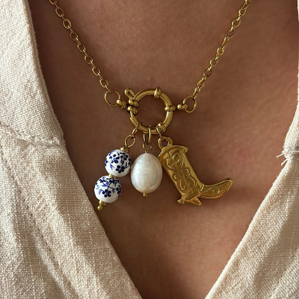 Bella necklace