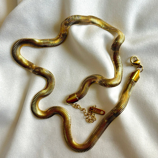 Herringbone chain