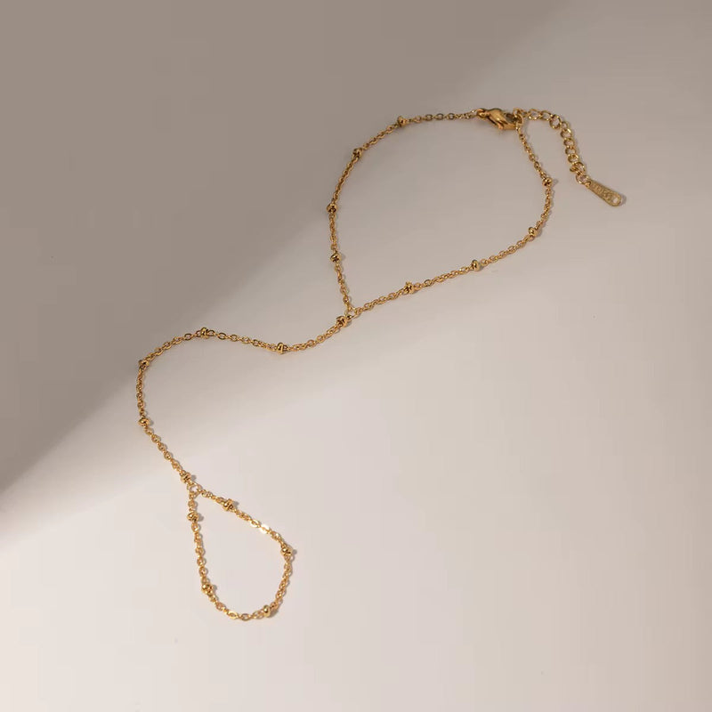 Veronica hand chain