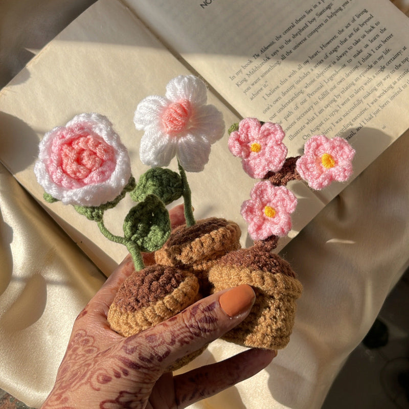 Crochet flower mini pots - Crochet flowers