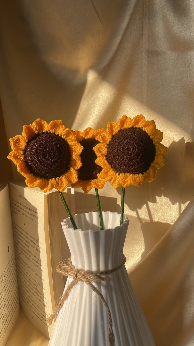 Sun flowers - Crochet flowers : 1 piece