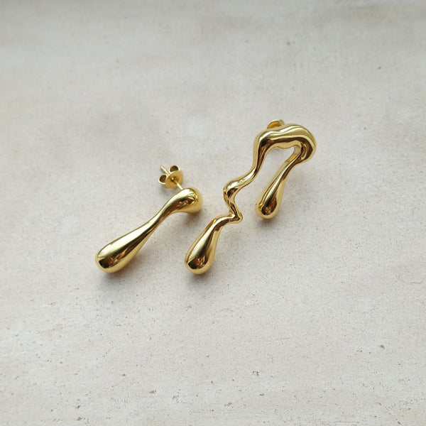 Wanda  | 18k gold plated earrings.
