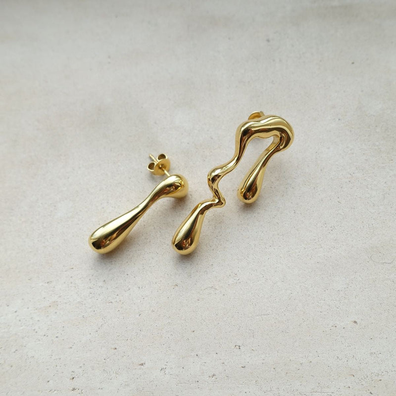 Wanda  | 18k gold plated earrings.
